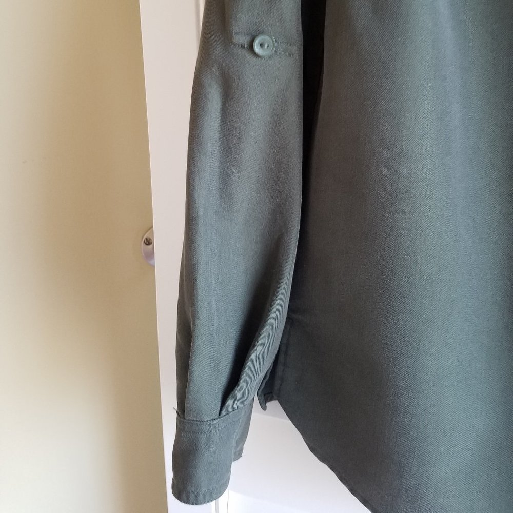 Vtg Button Up shirt with Collar Adj Sleeves - Picture 4 of 8